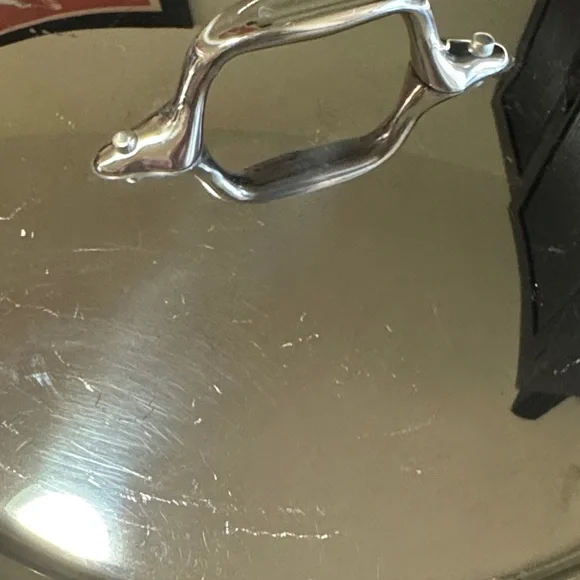 All Clad D5 Stainless Steel Saucepan with Lid 3 quart - Picture 13 of 15